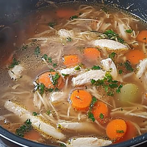Hühnersuppe maken