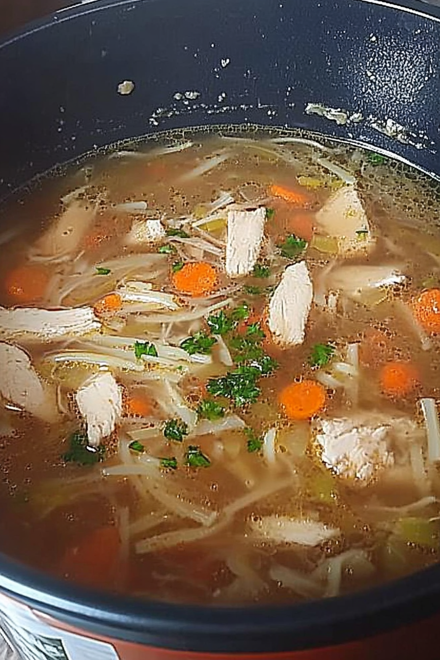 Hühnersuppe maken Final Dish Presentation