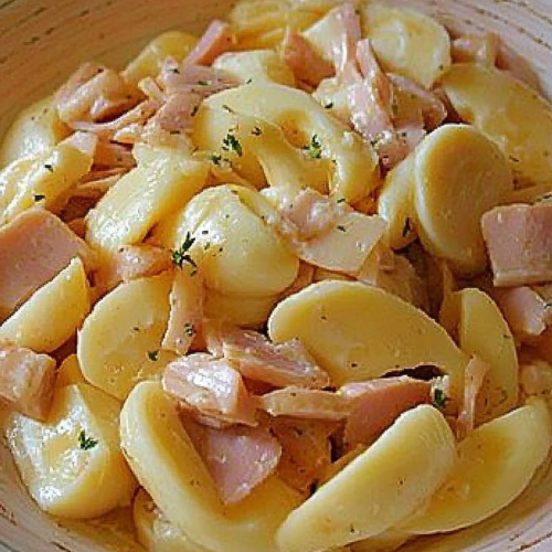 Spargelsalat met ham en ei